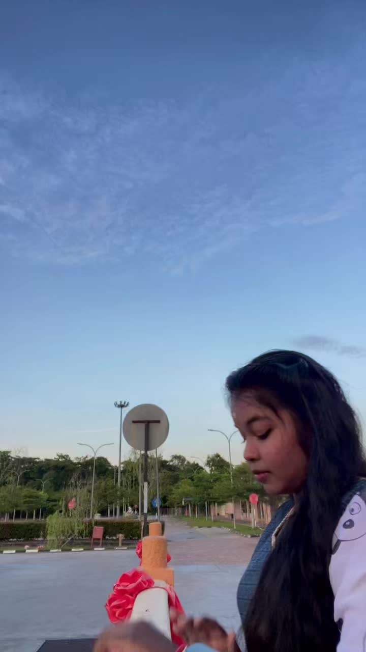 @ஷாலினி🤍🪽