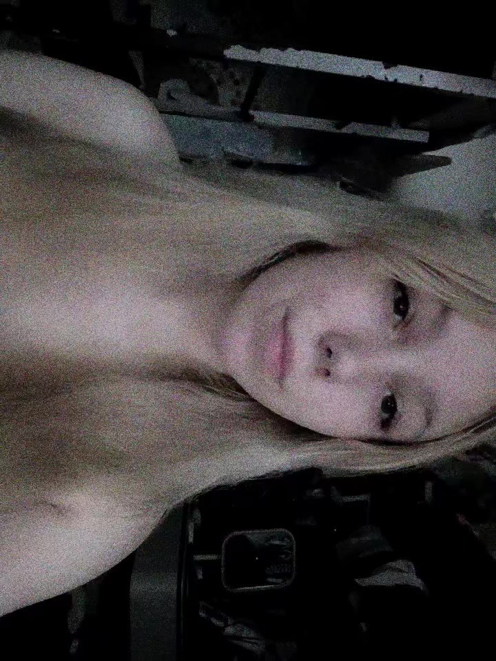 @Дина