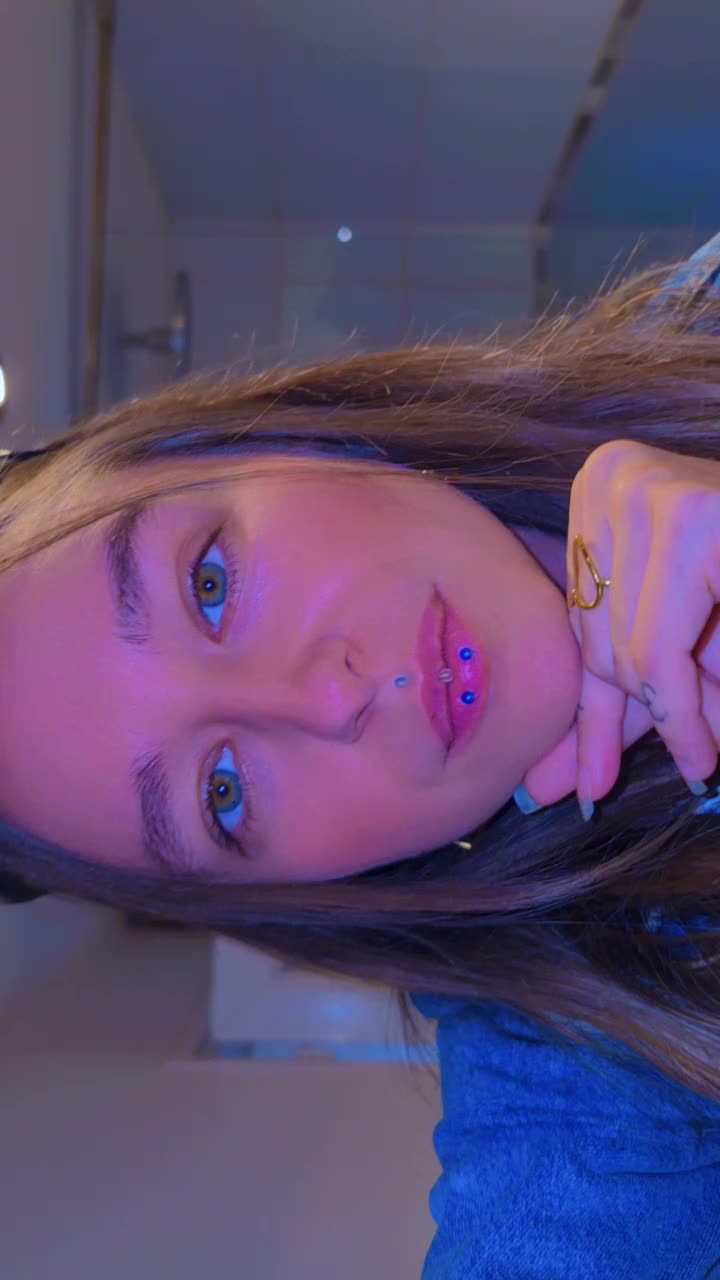 @✧°•ℙ𝕖𝕥𝕚𝕥𝕖 𝕝𝕚𝕠𝕟𝕟𝕖•°✧