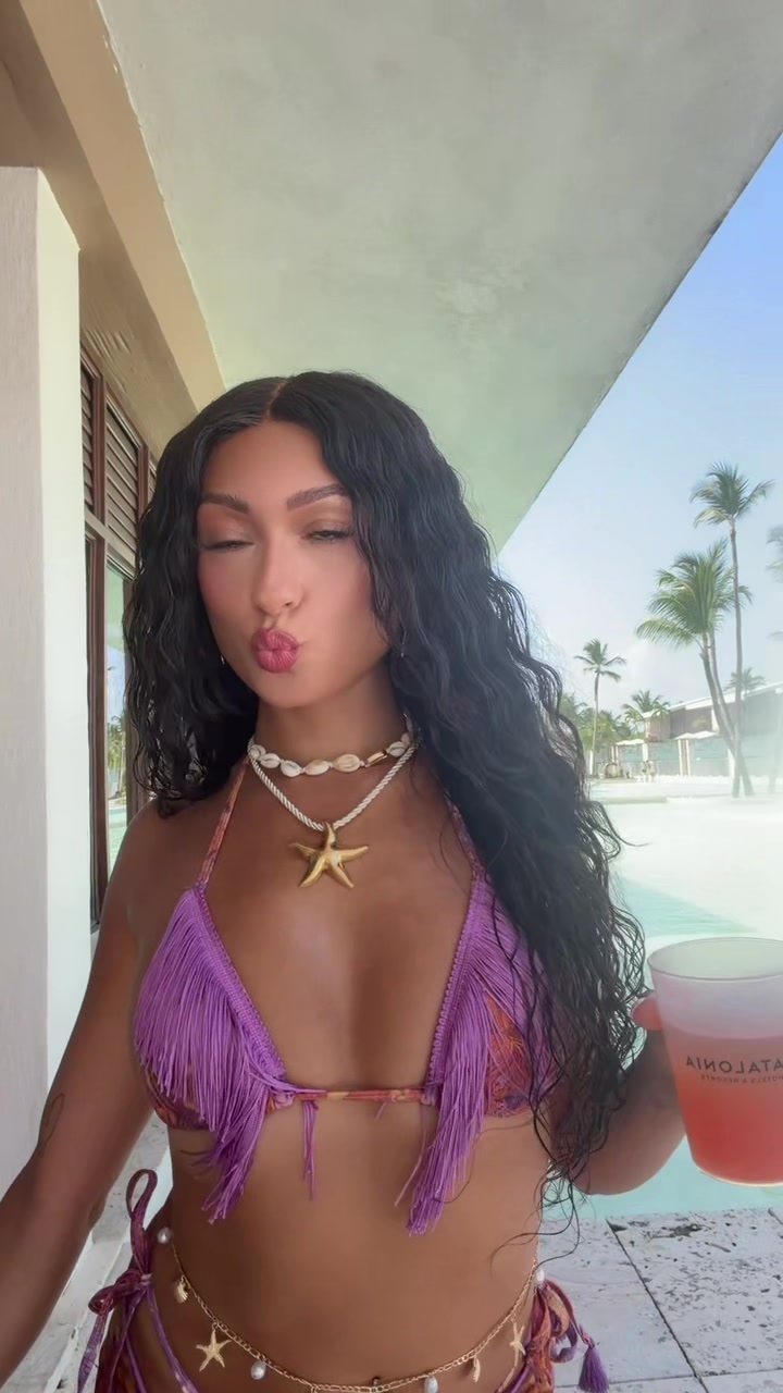 @kelseyxmedina