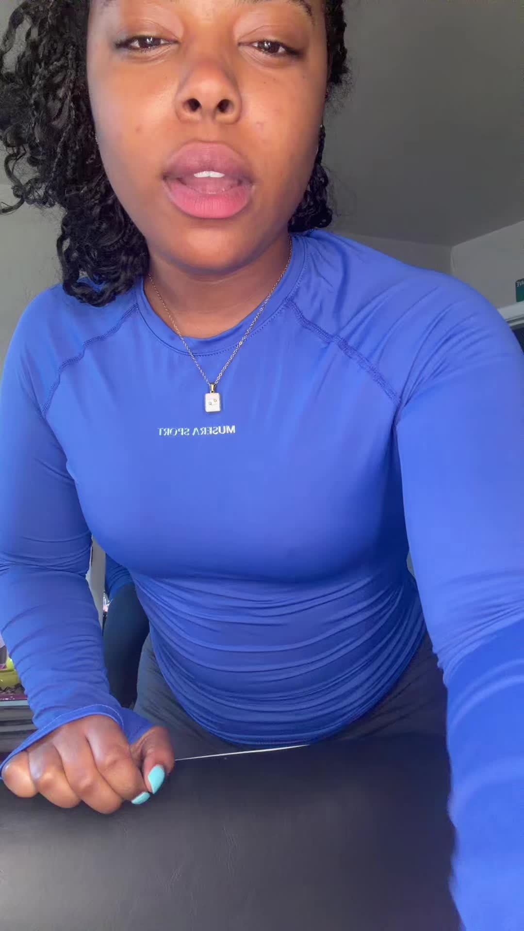 @auntiereny