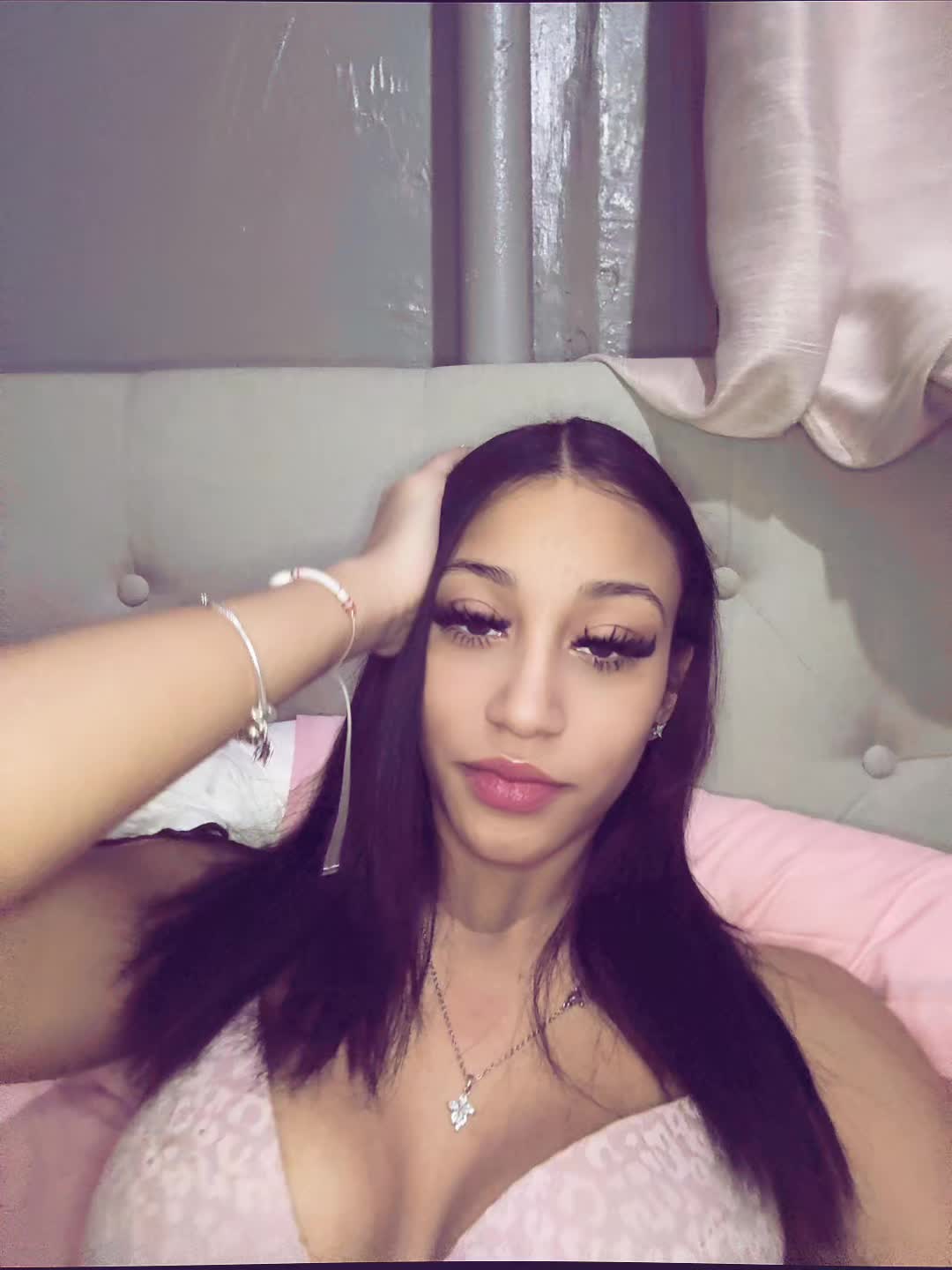 @Leila Leila❣️