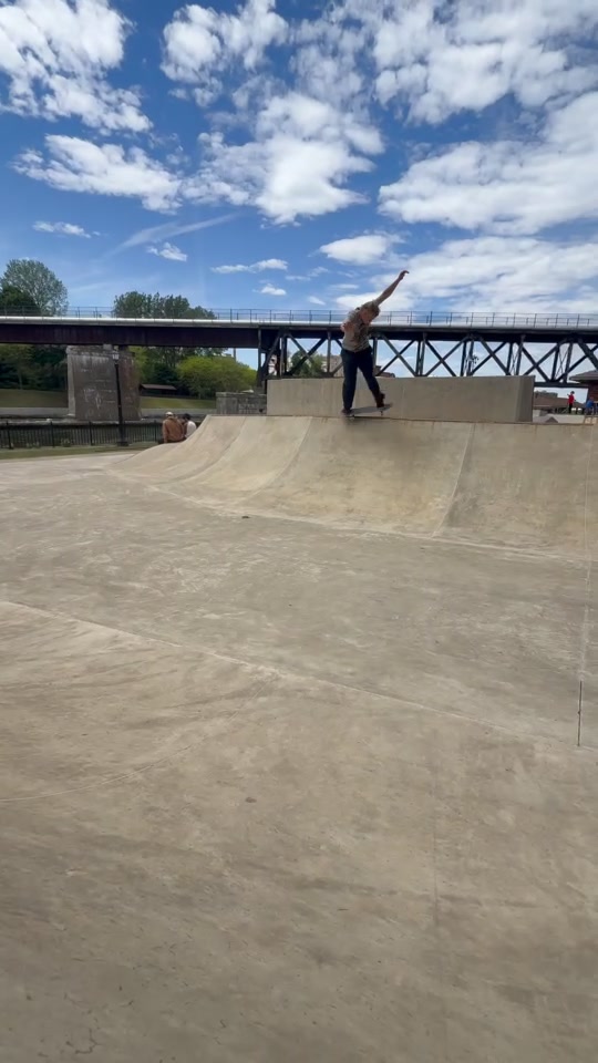 @Eddie Shreddie