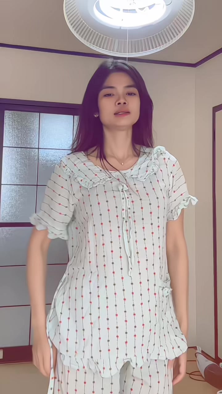 @𝔂𝓸𝓸𝓷𝔂🐤