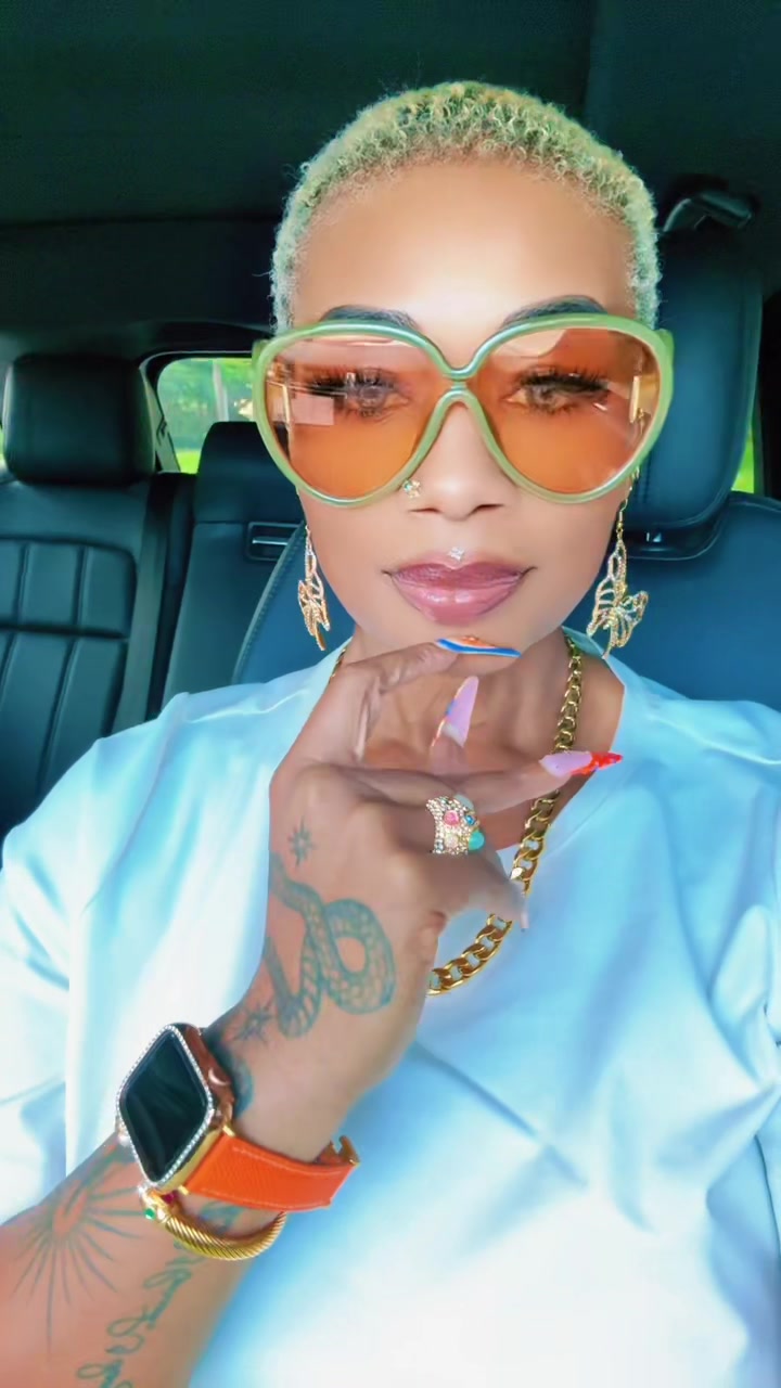 @Shining star  🌟 Goddess 🕊️🧿