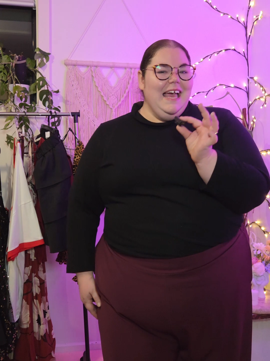 @Dee | Ur Plus Size Bestie 💖✨️