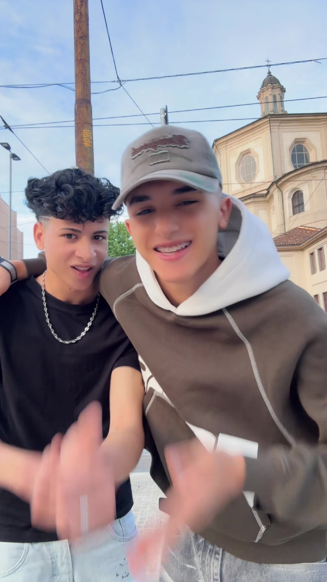 @T&iacute;T&oacute;  Twegz🔝🥇