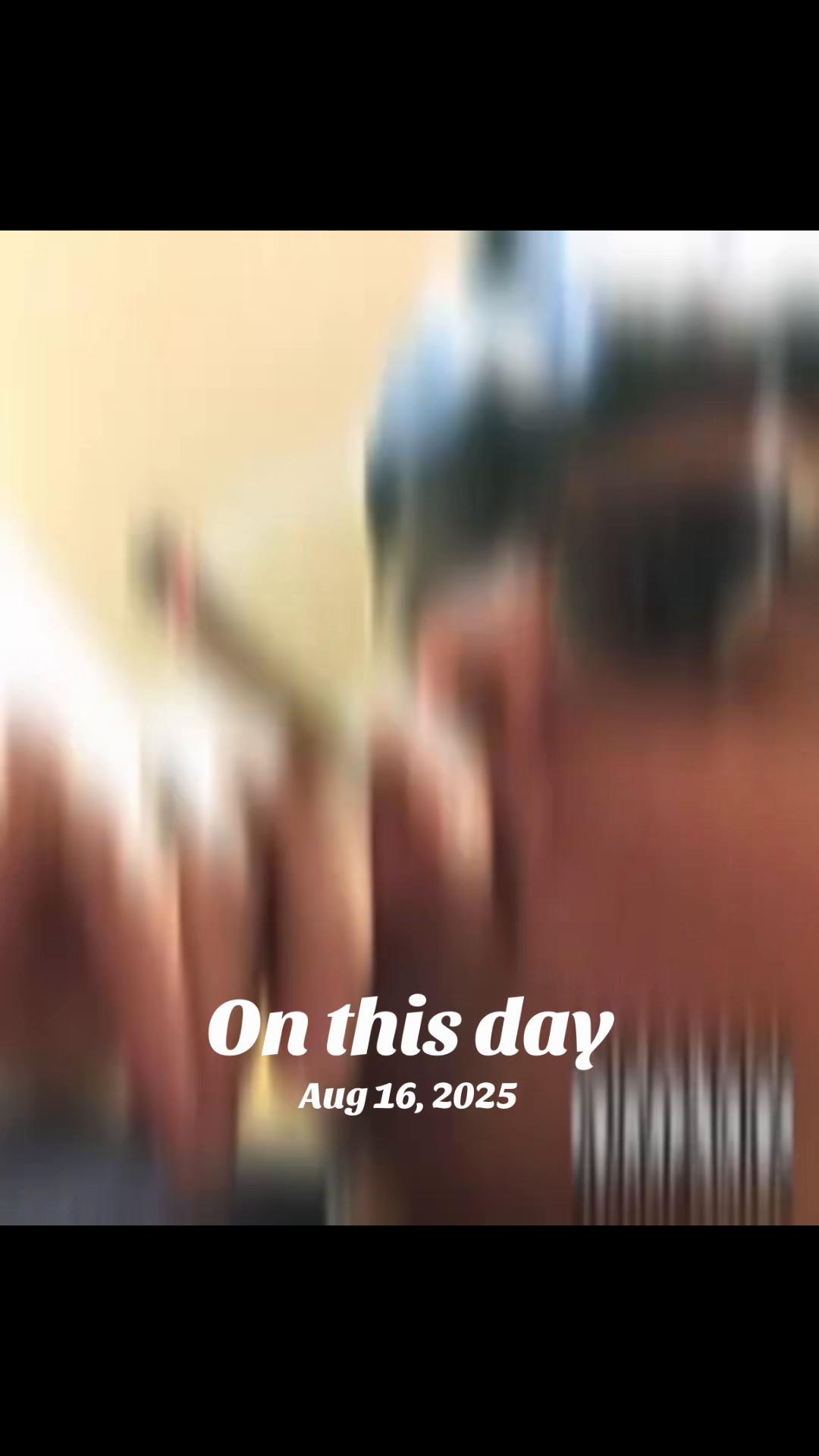 @𝓣𝓸𝓷𝔂 𝓜𝓪𝓬𝓪𝓻𝓸𝓷𝓲