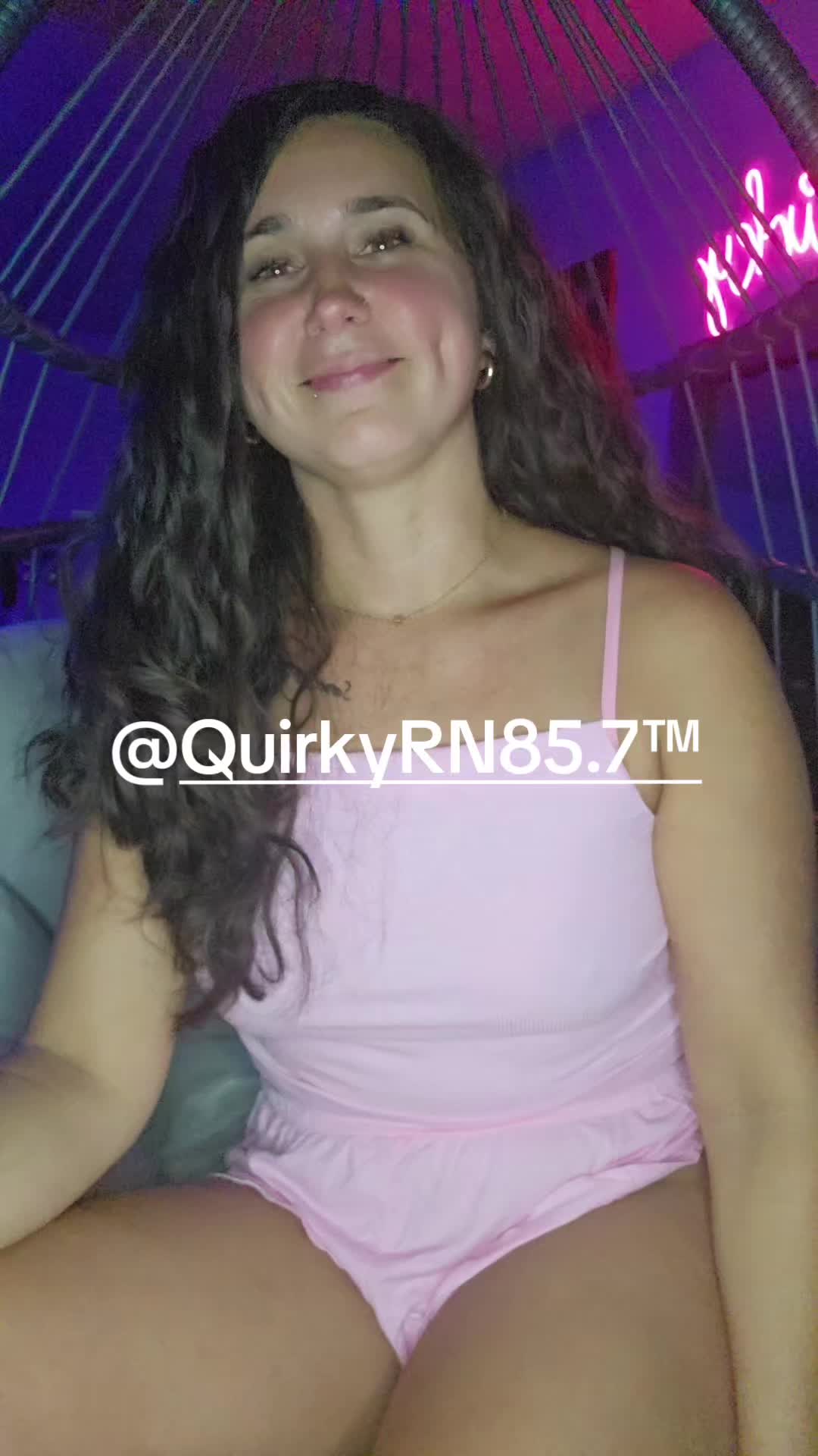 @QuirkyRN85.7®