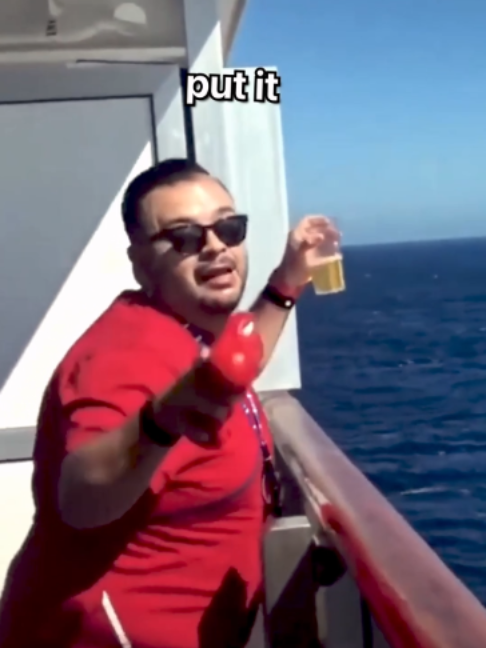 @DailyGoose