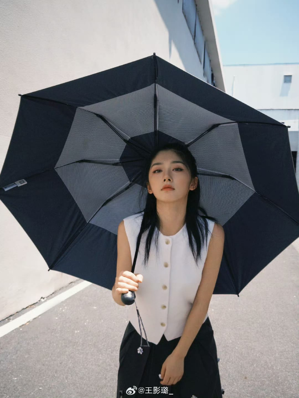 @viola anggraini