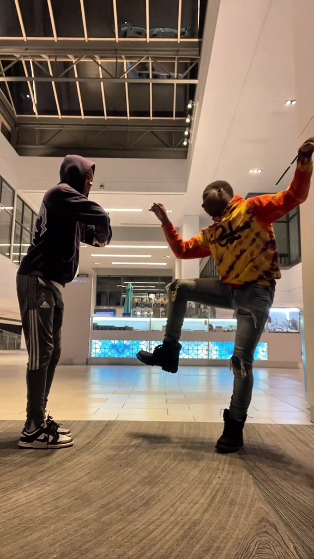 @Blxckhouse☄️
