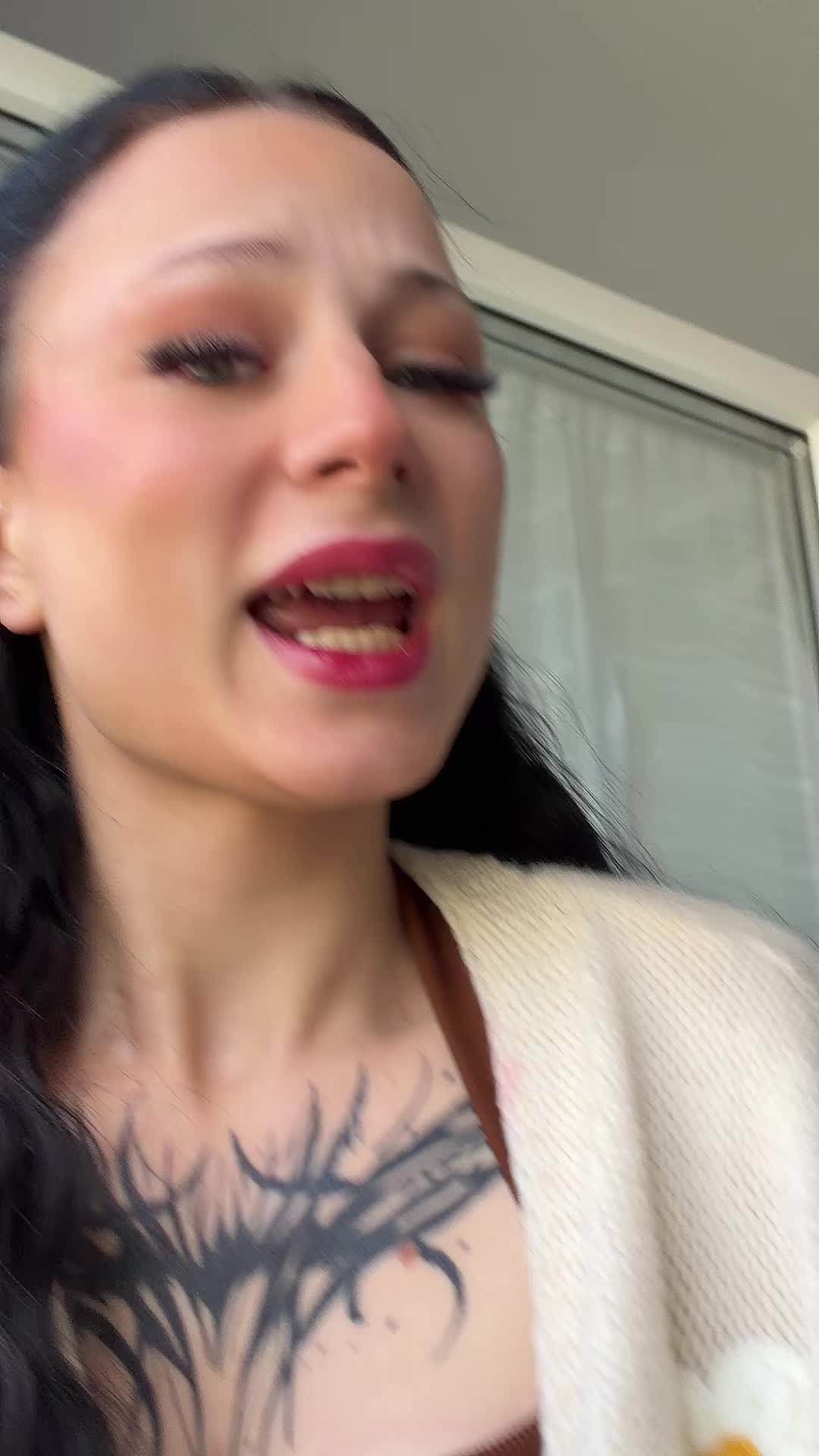 @antoinette_noir