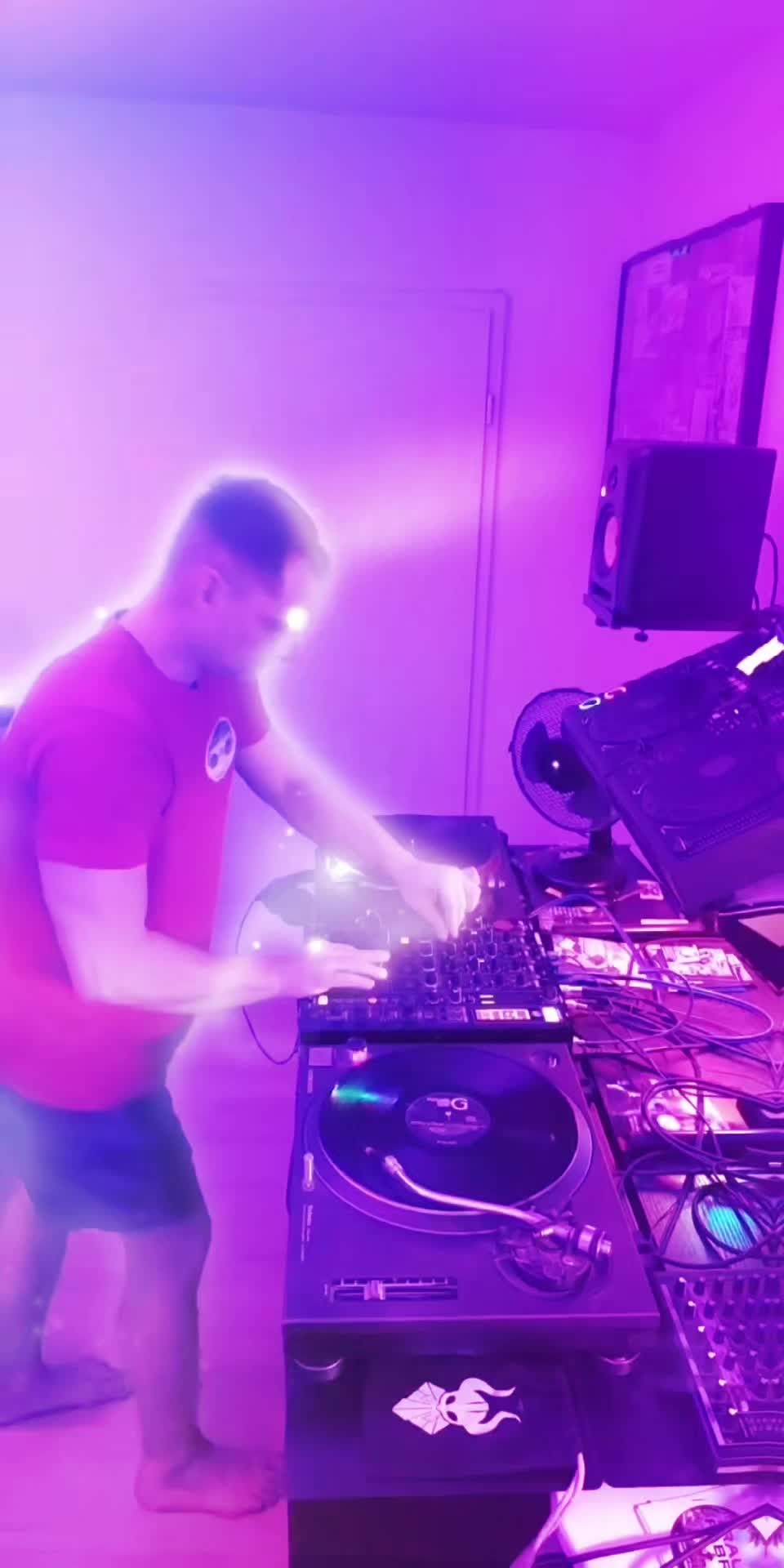 @Marcel Str&ouml;mer
