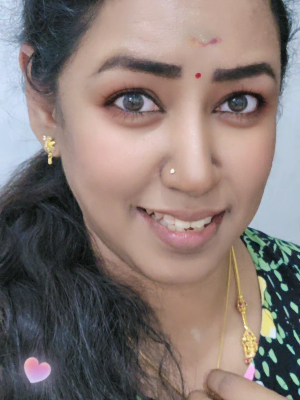 @KaraikudiPonnu_Leka