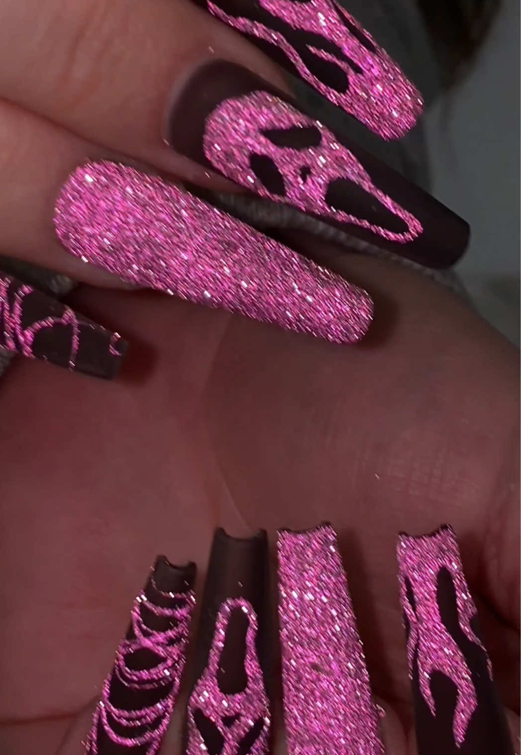 @Riya's Nails