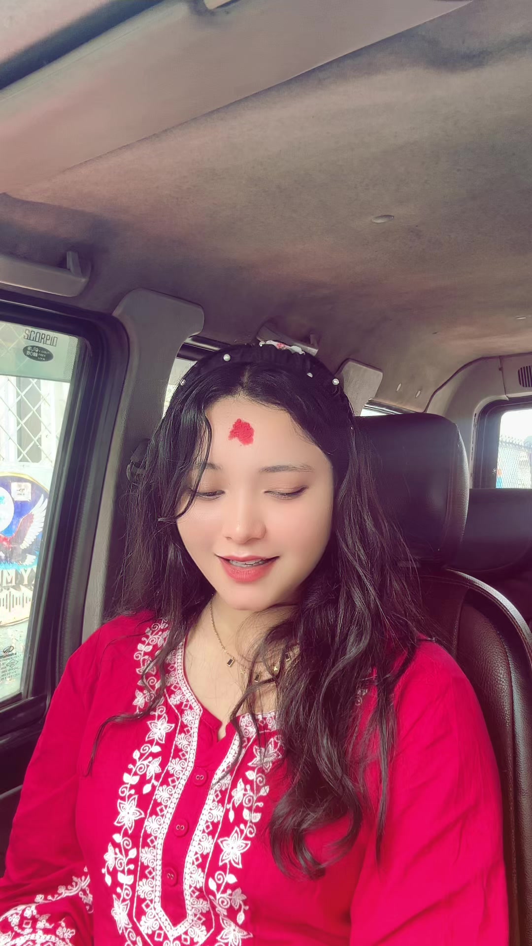 @Simran pariyar🎵