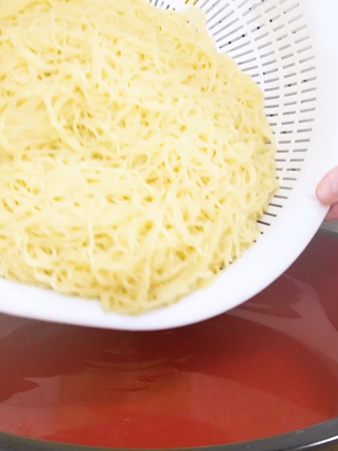 @楽々【食の変態】
