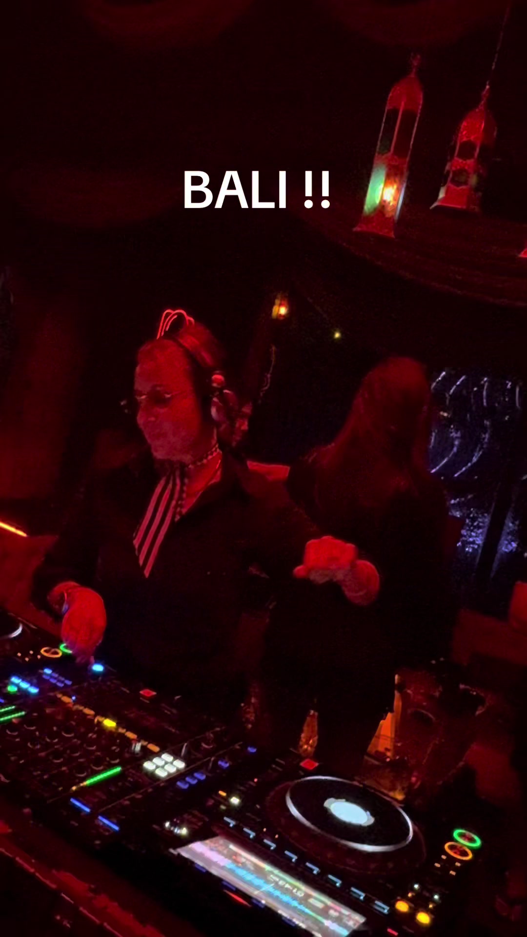 @DJ DEVINA OFFICIAL