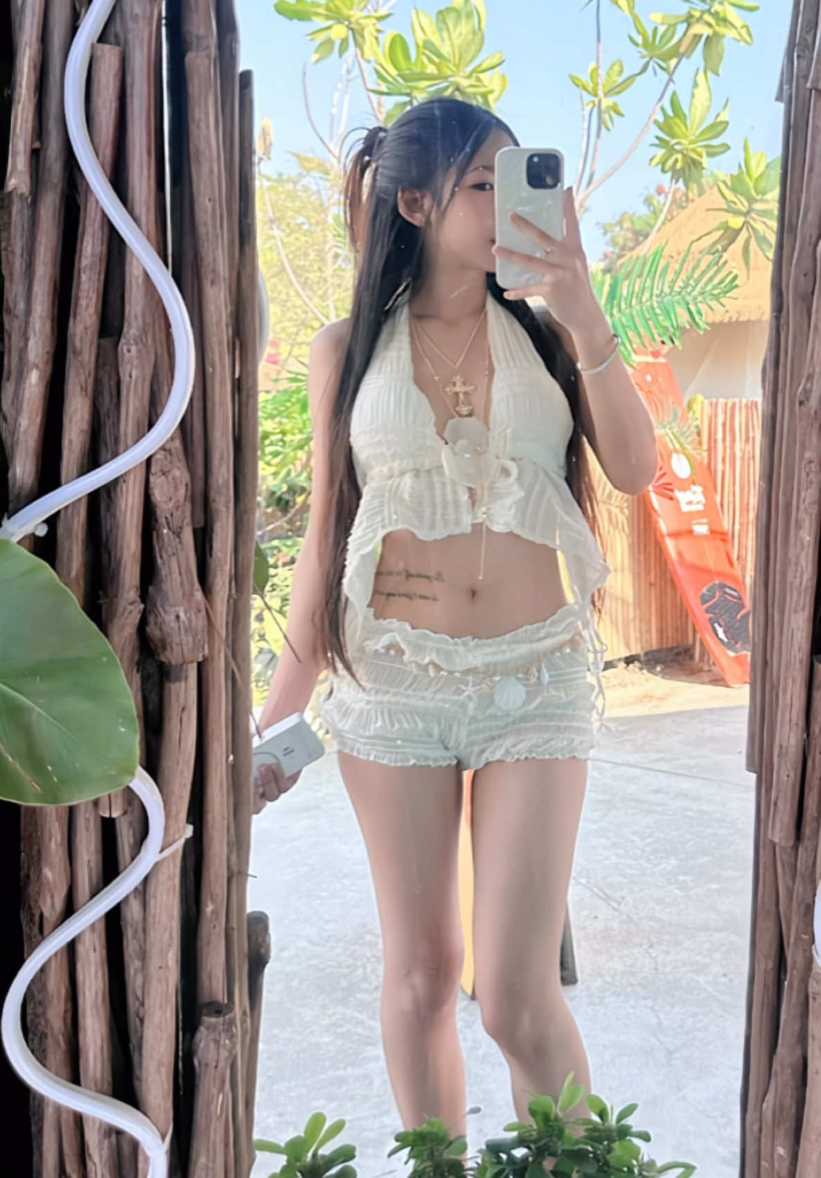 @junejar_