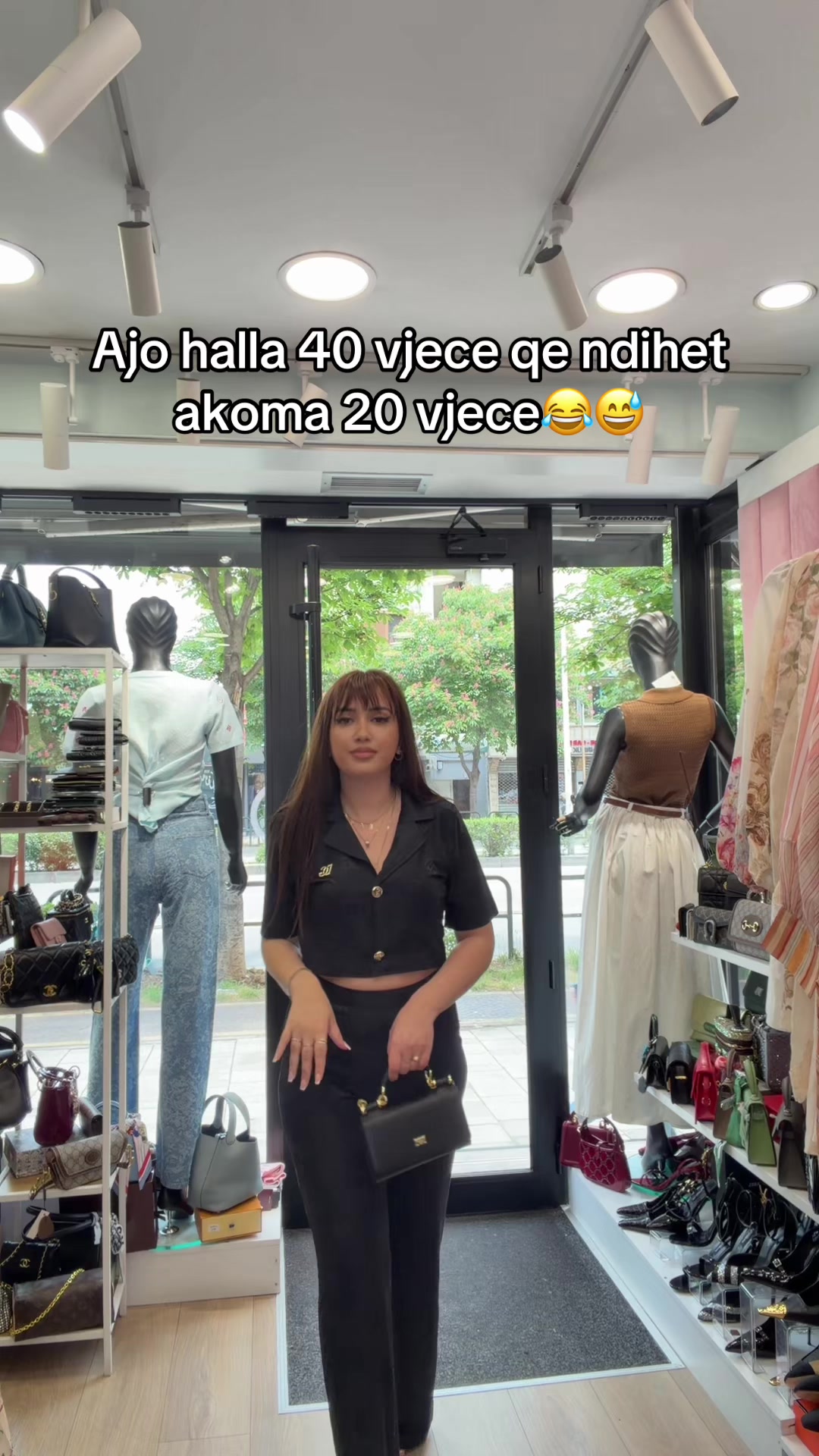 @boutique.jasmine3