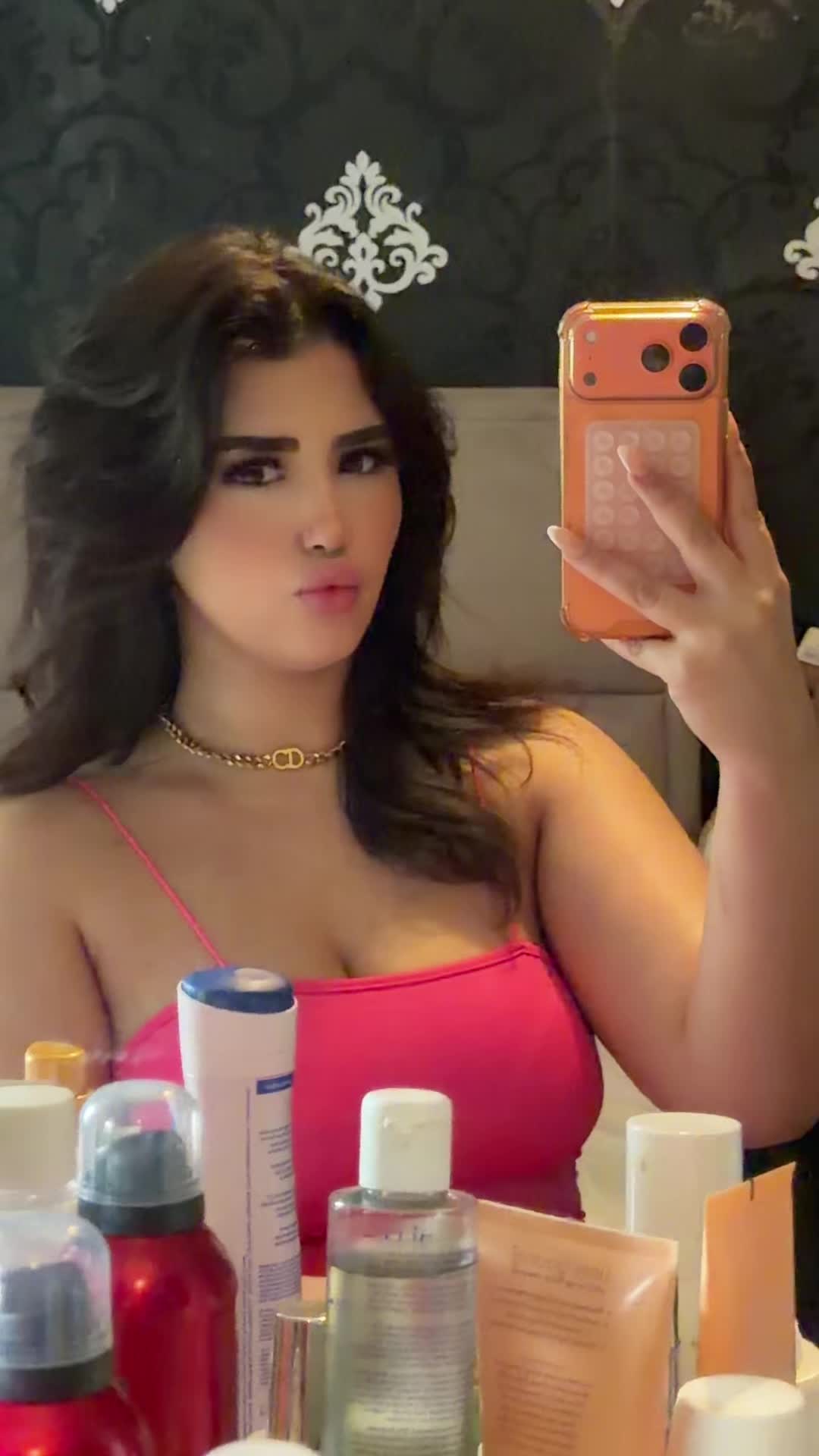 @Fati Chifani