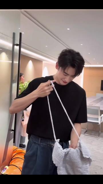 @𝐋𝐮𝐬𝐢│程宇峰