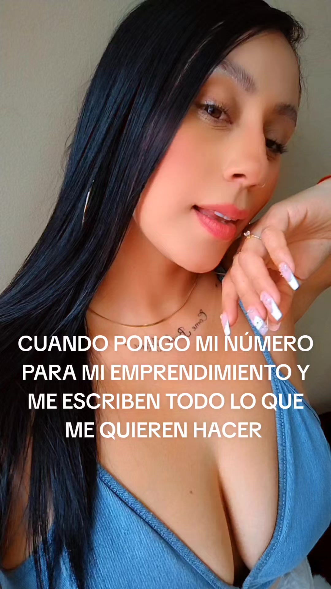 @BELLA TORRES