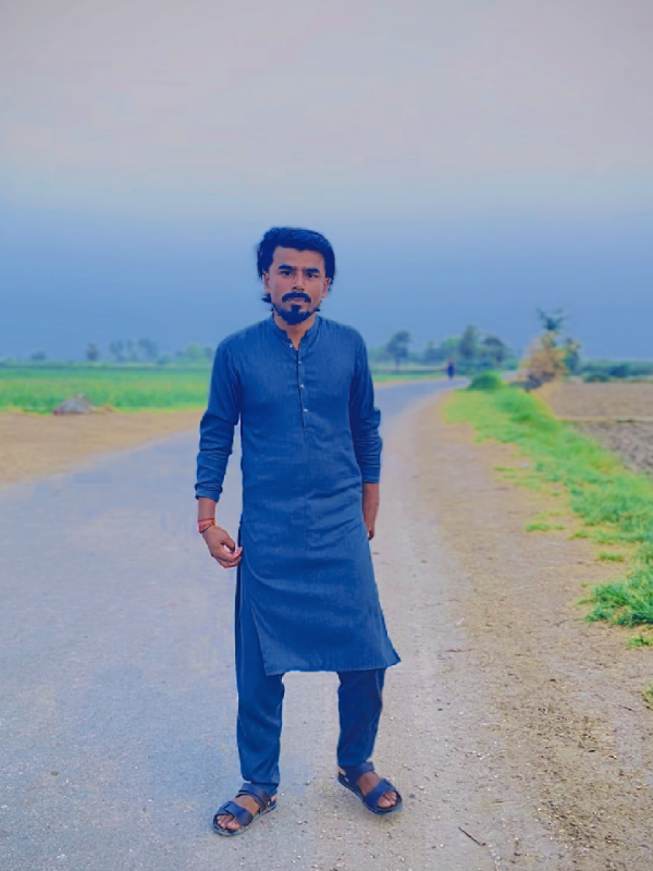 @AjAy K&ucirc;m&atilde;r