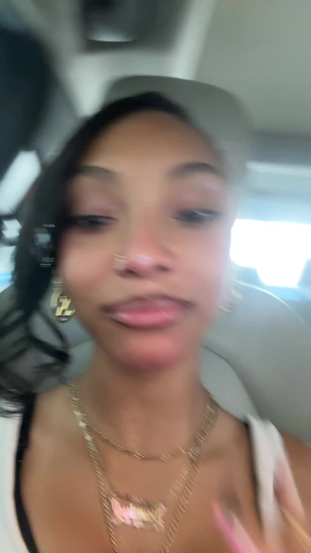 @aprettygirl