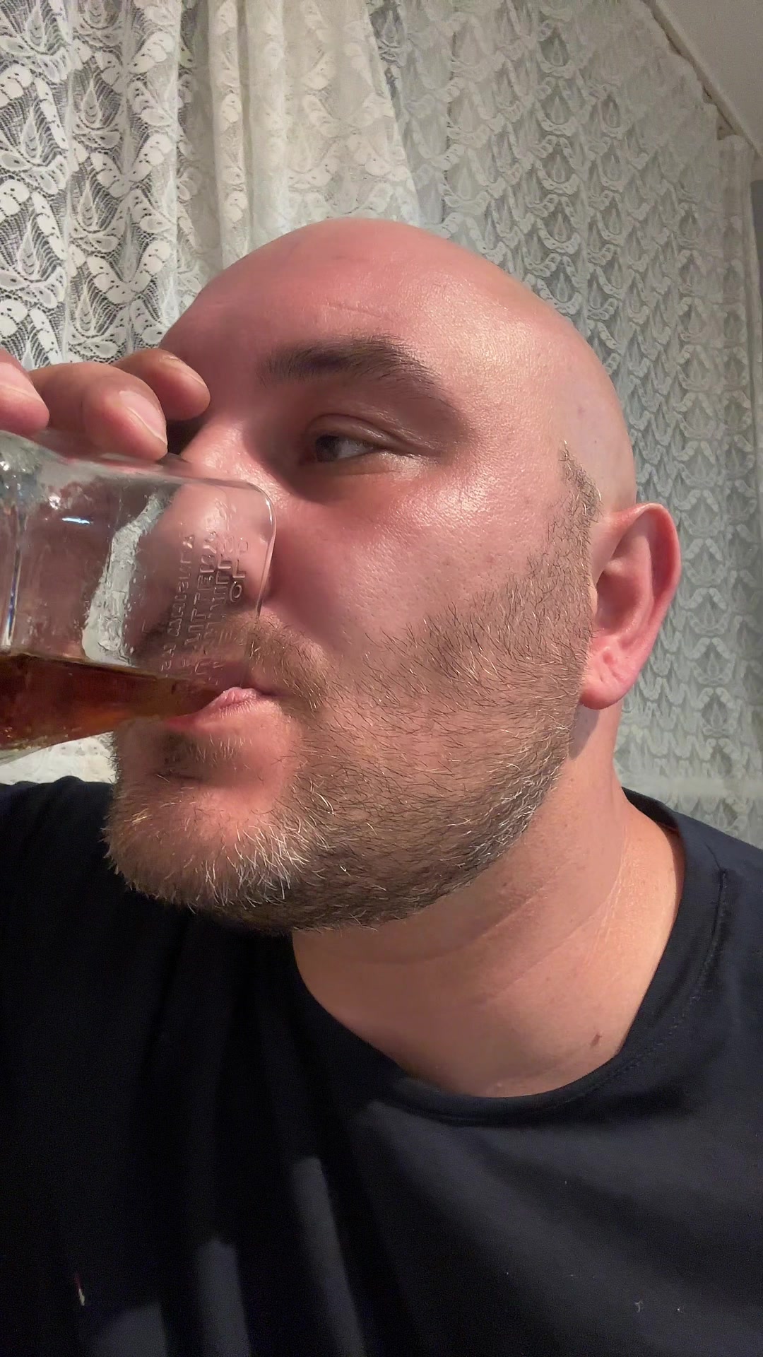@Milán