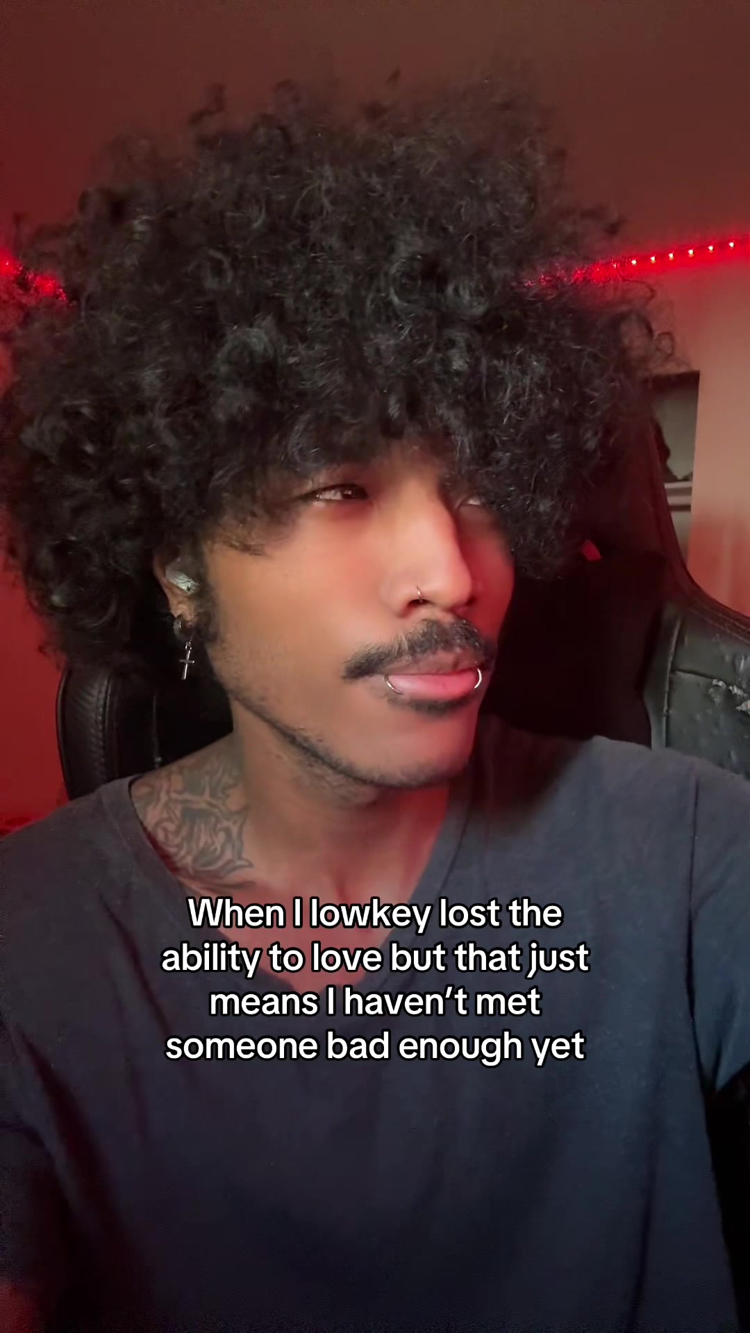 @️