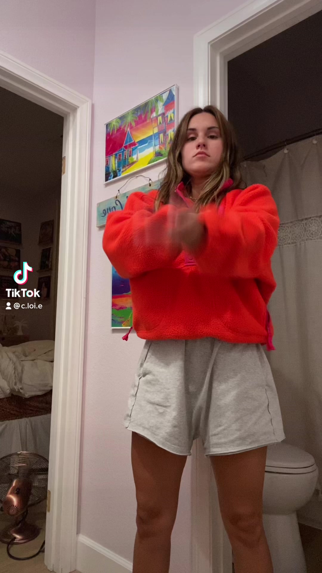 @cl0ie