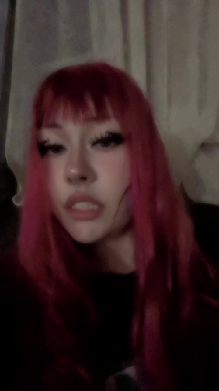 @Kaylee Queen🕷️