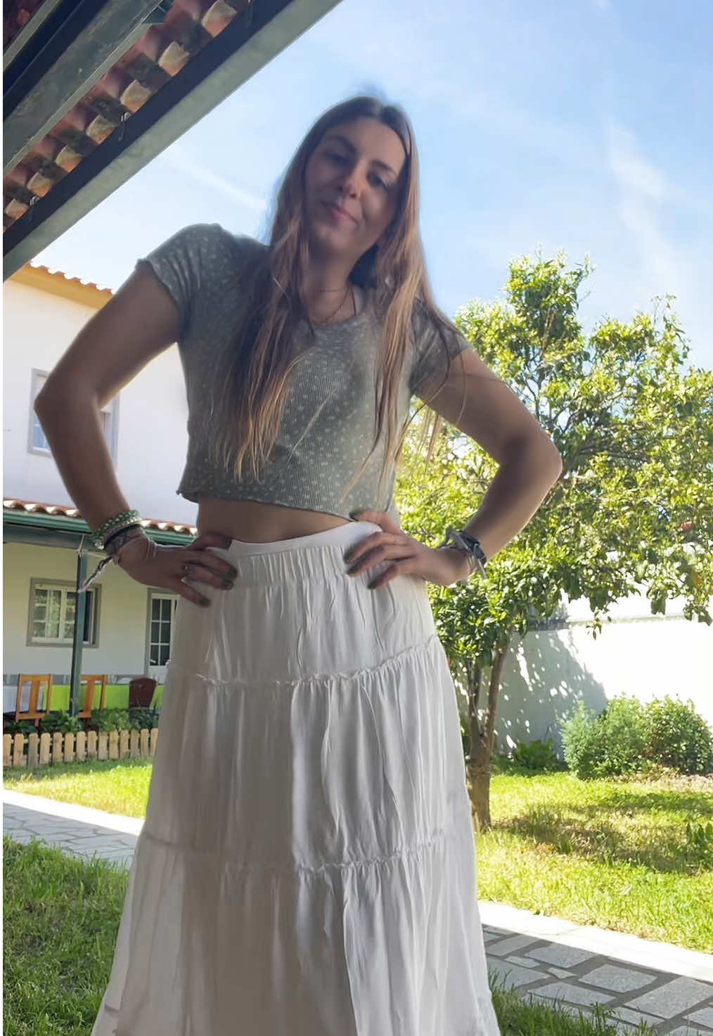 @⠀
