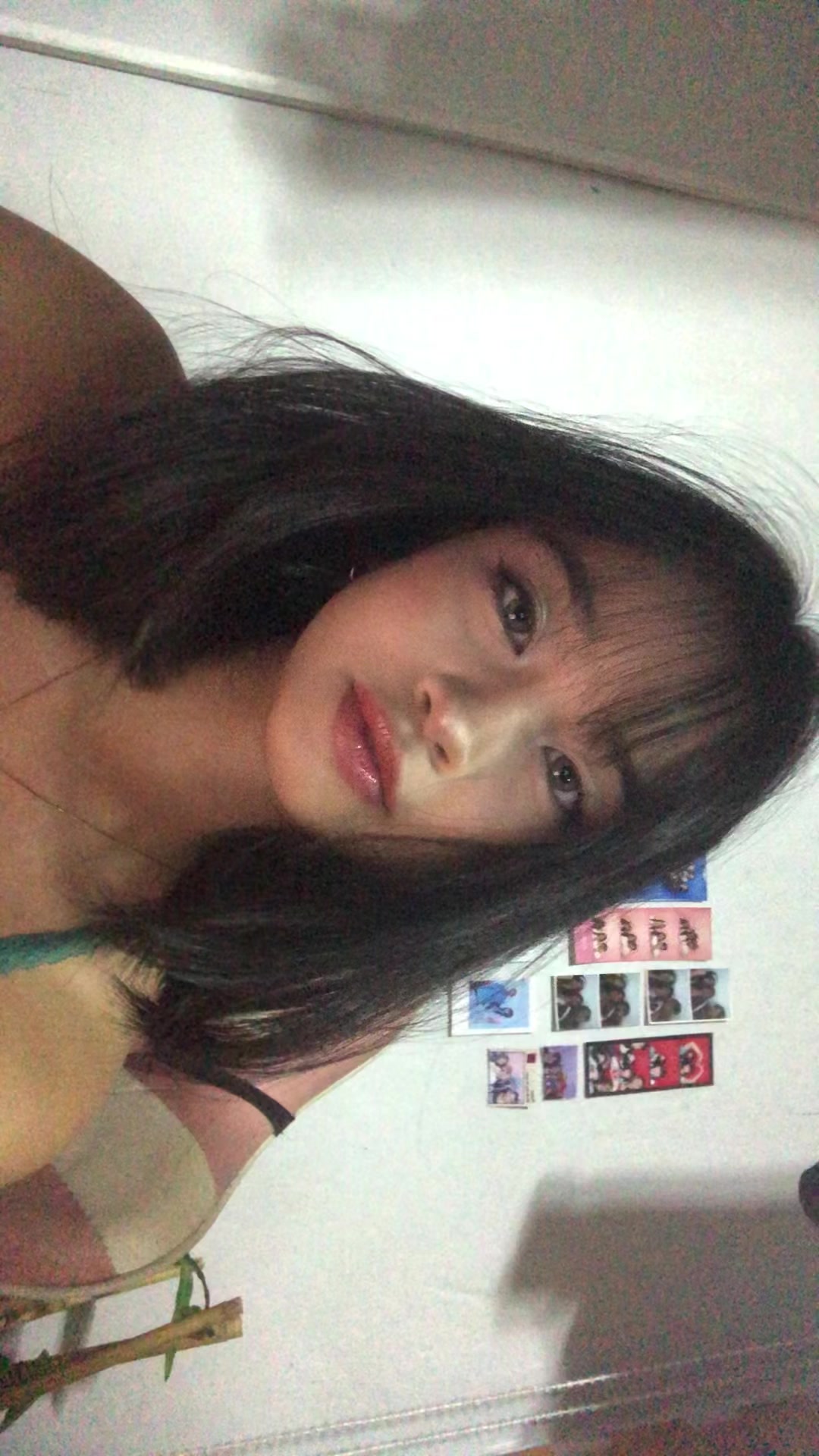 @hya