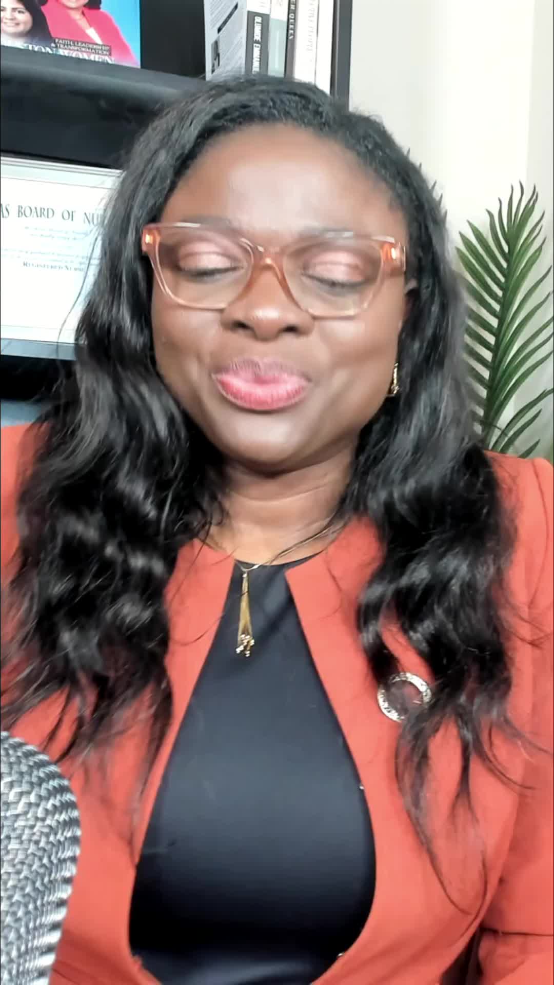 @First Lady Vee