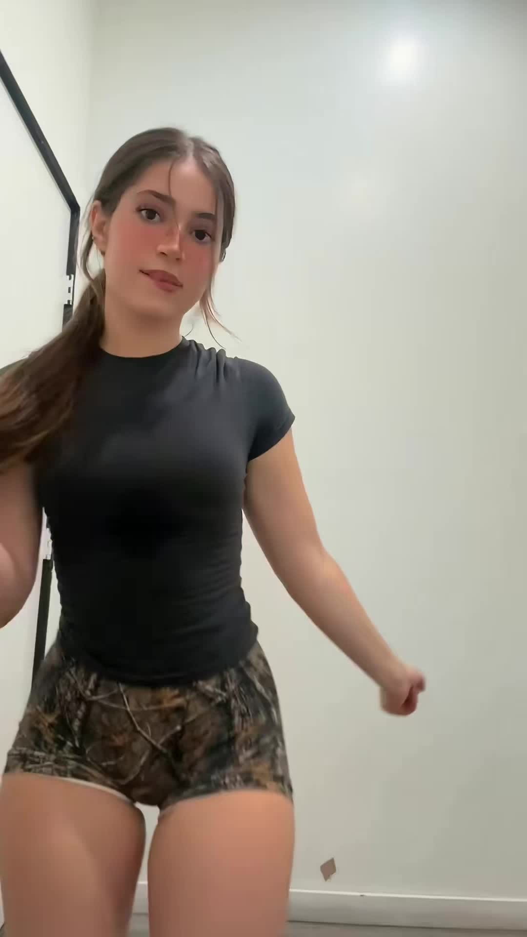 @Valentina ๐๐ฉ๐