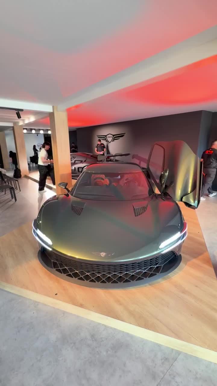 @motortrend
