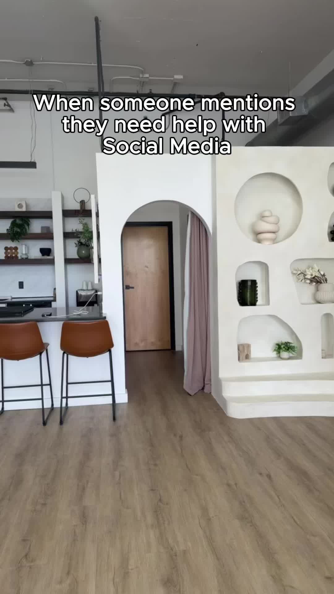 @Sociallyin
