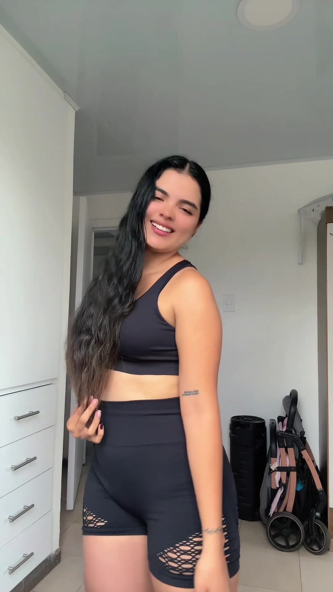 @LINDA FERNANDA