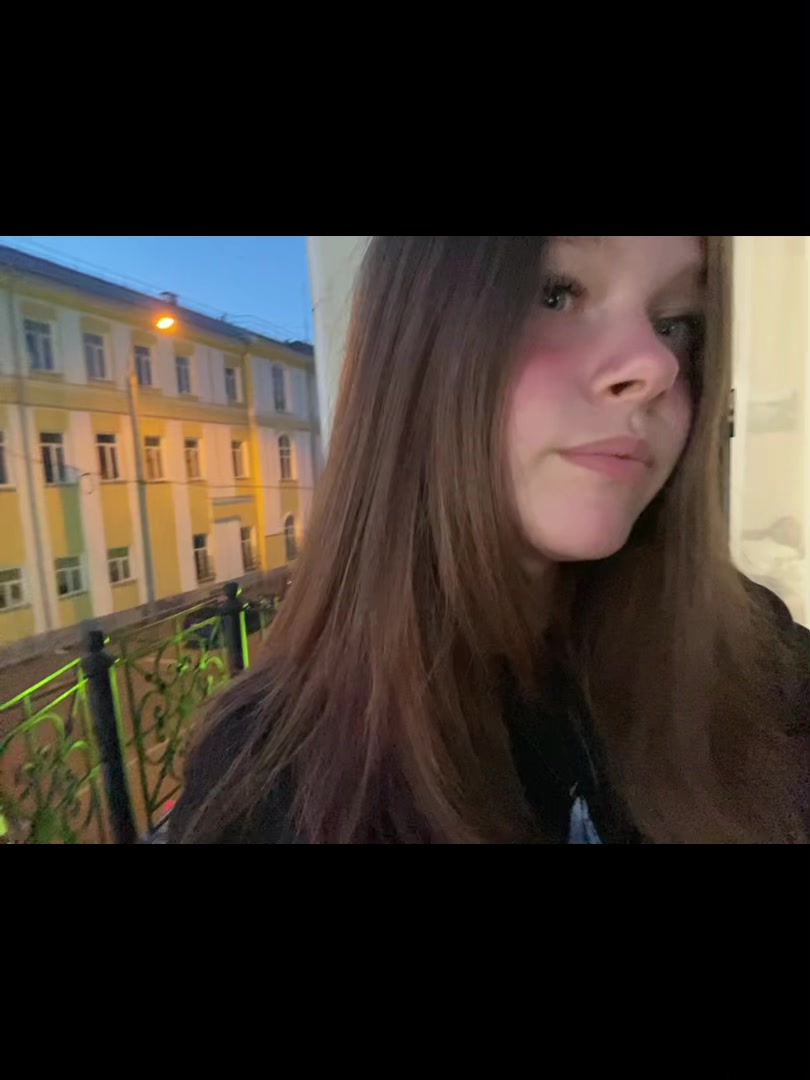 @Ella
