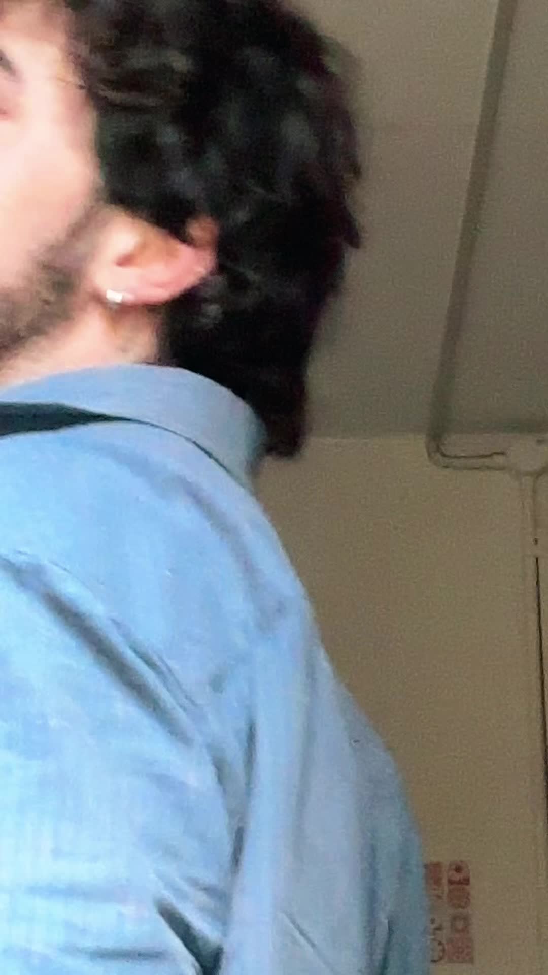 @AlexanderGarred_
