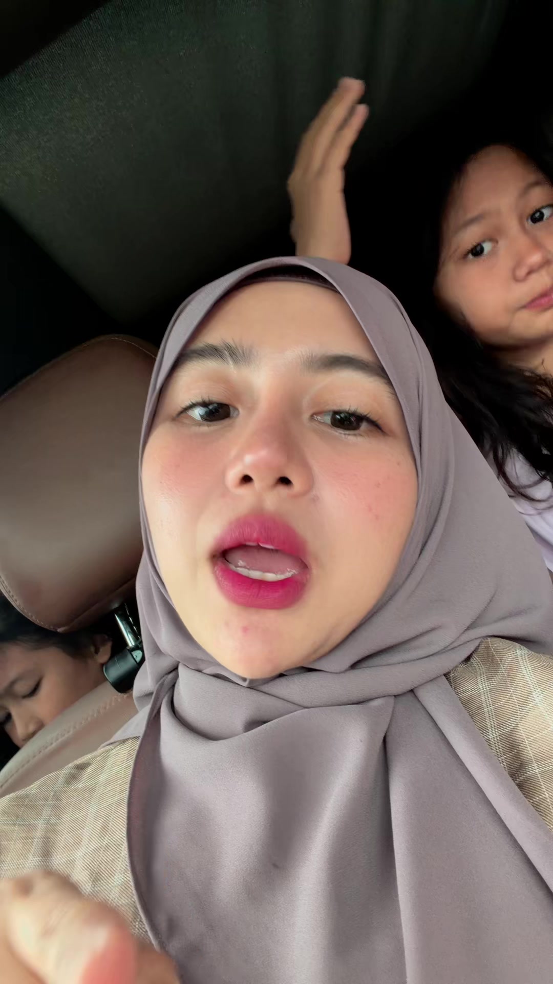 @It's Anis
