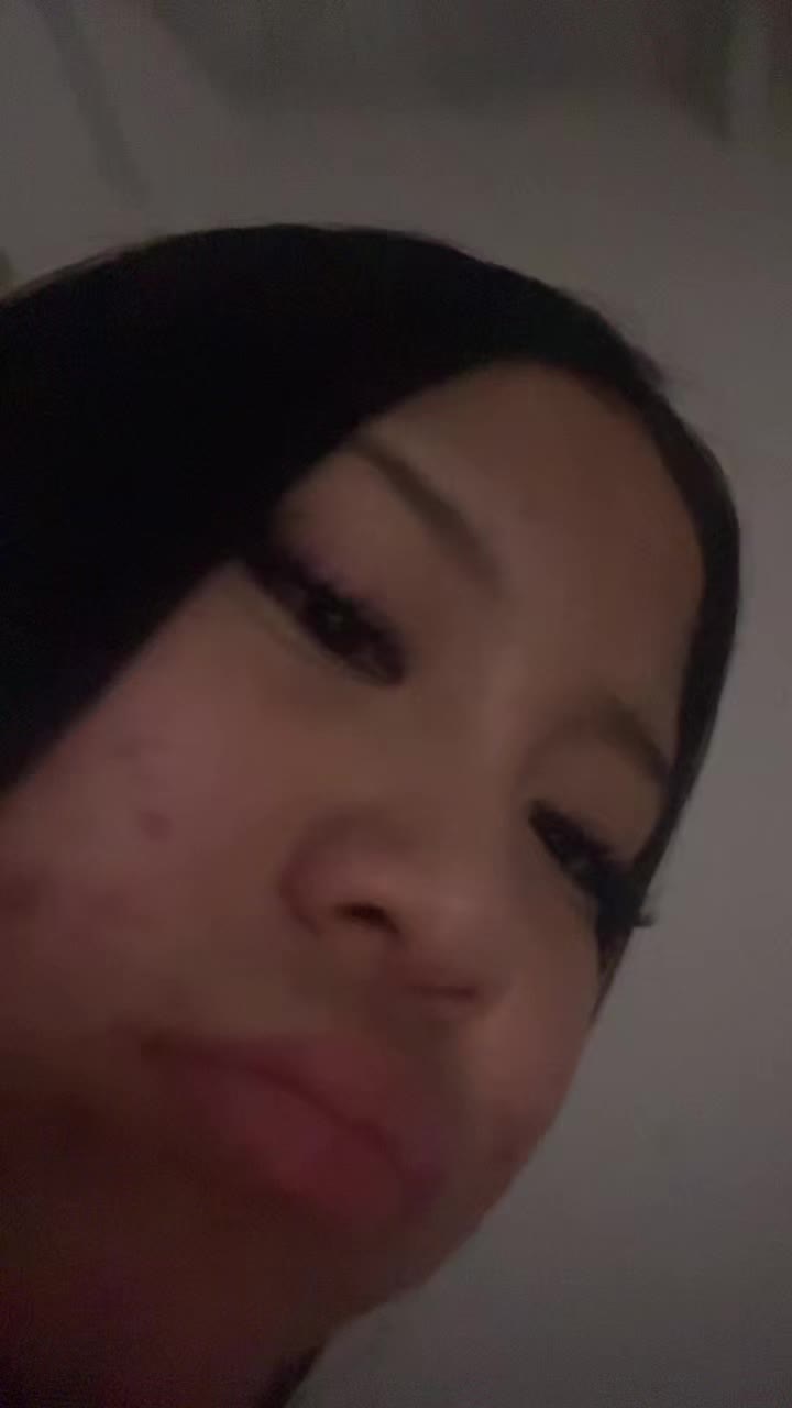 @Nwee