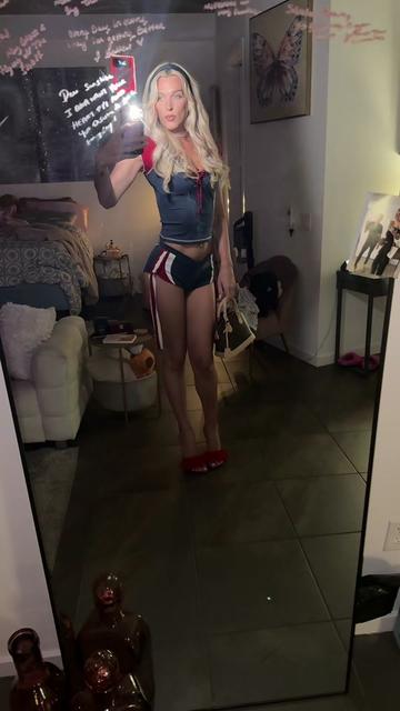 @JennyBabyxox