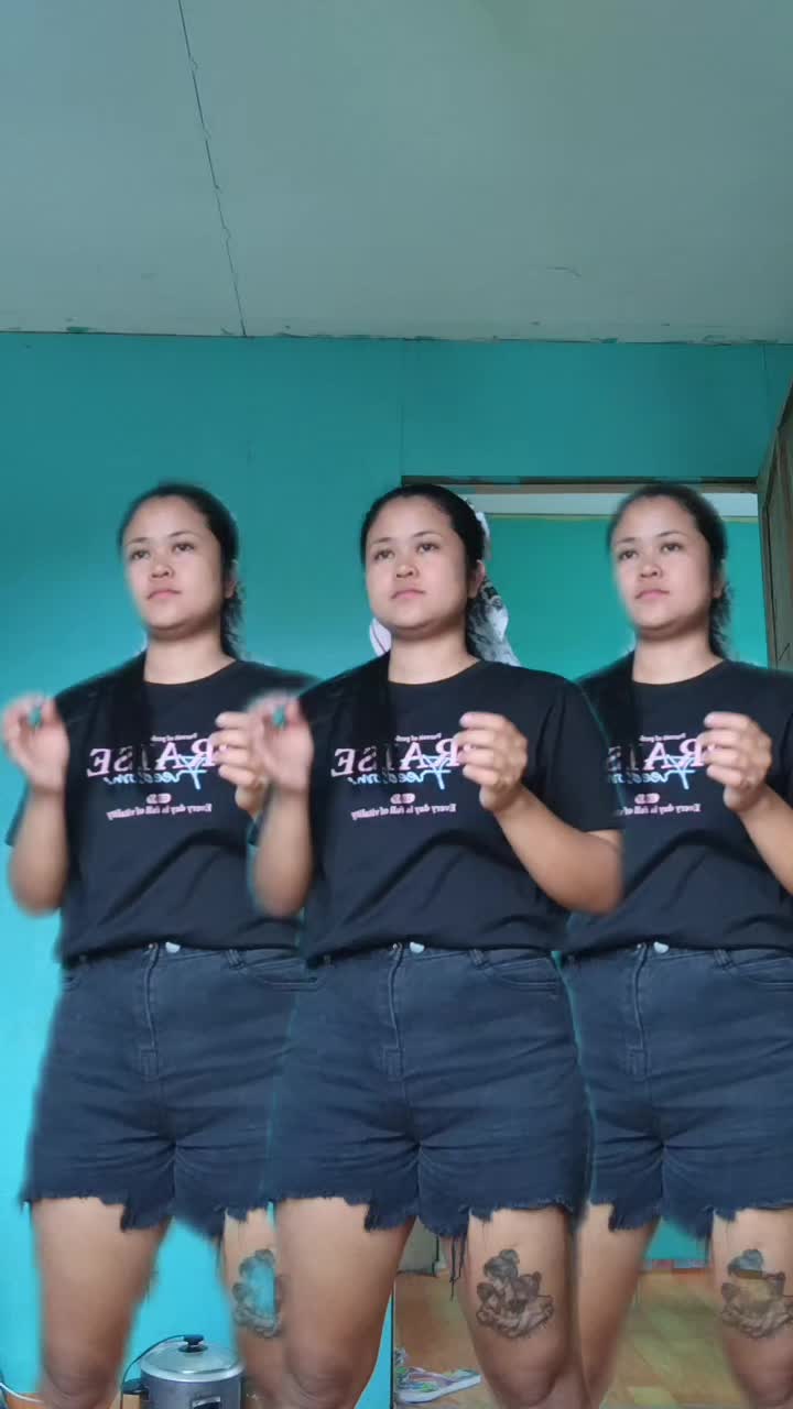 @babyghirl30🥀🇭🇰🌈🌺