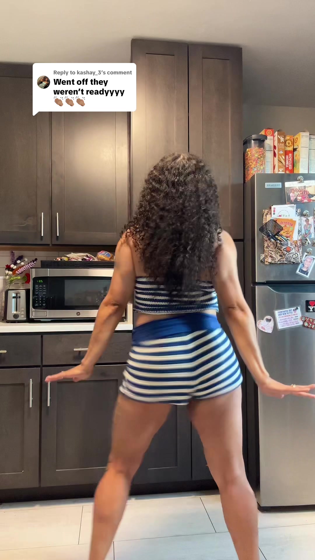 @momof4