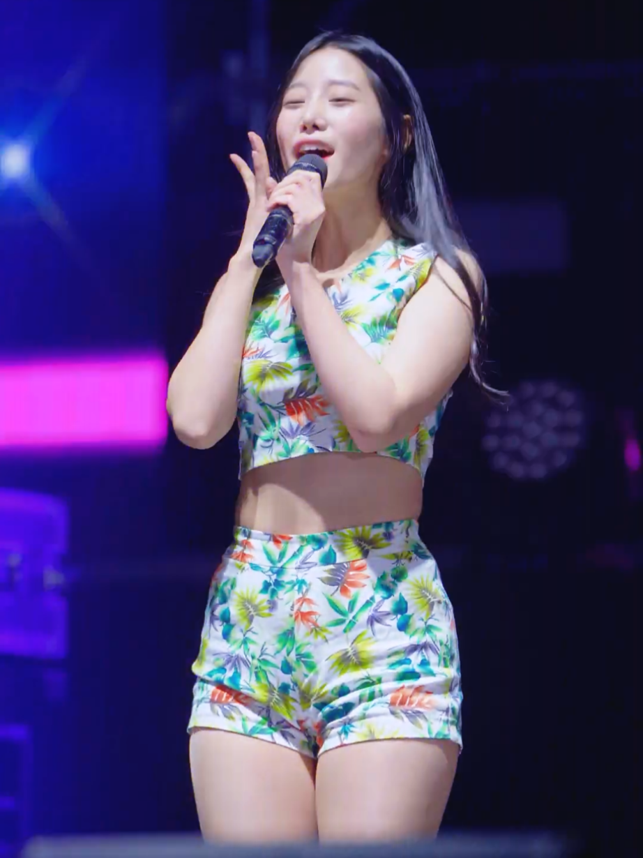 @WarnerChito-Kpop