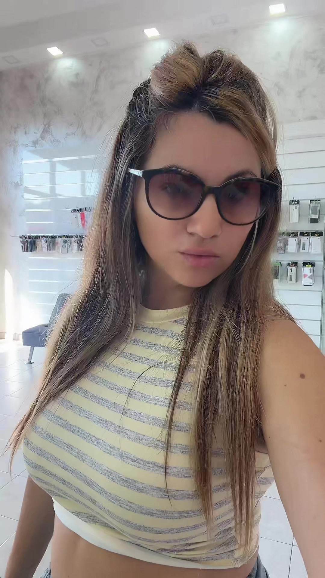 @Elena Chebaru